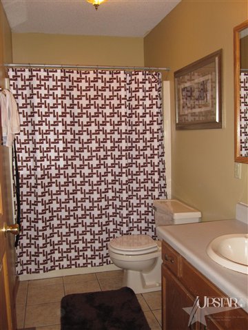 3912 Woods Road Fort Wayne, IN 46818 - Photo 8 of 14