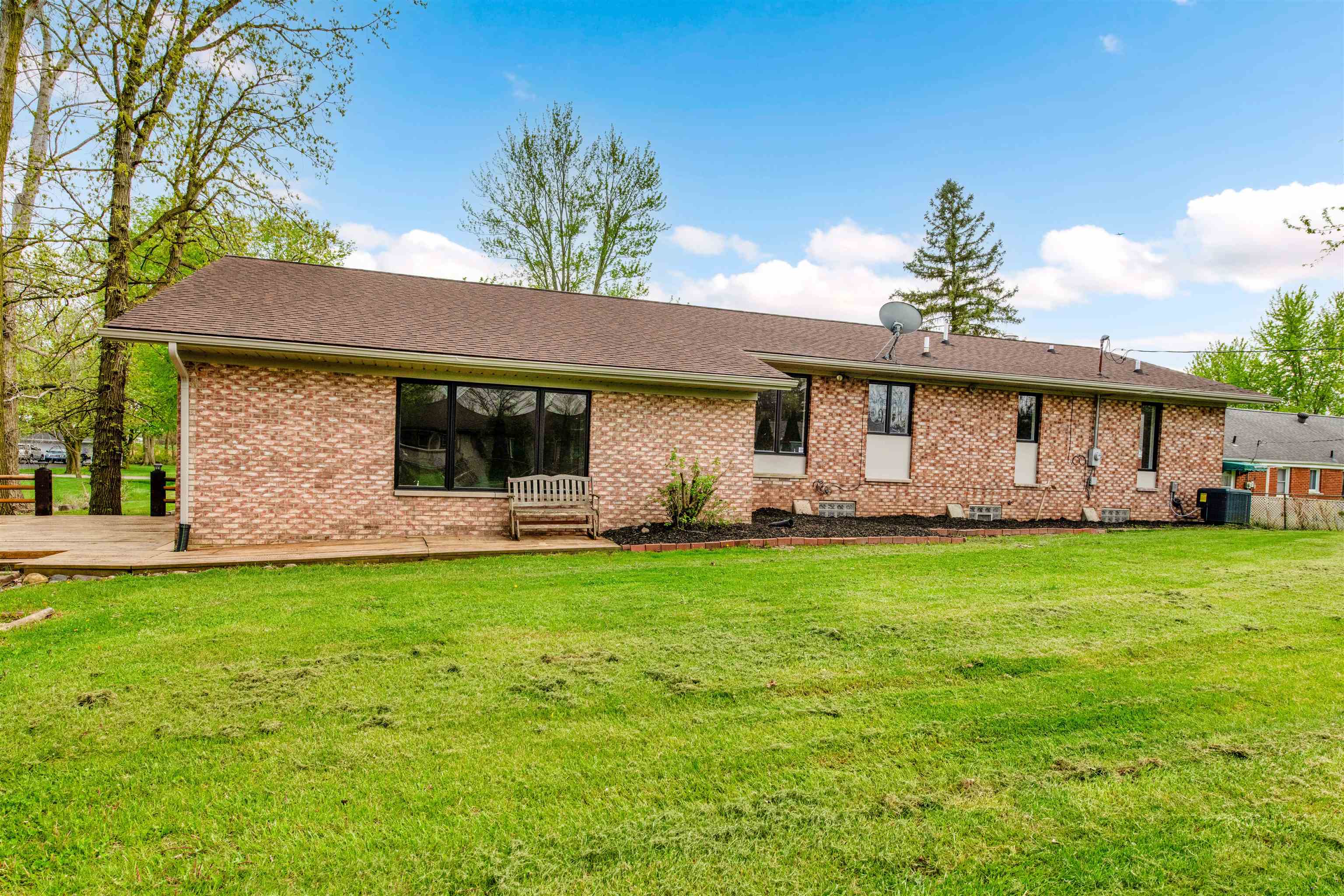 23341 Chapman Road Macomb, MI 48042 - Photo 25 of 32 50173928-5a57d4a1-a308-474d-b083-67e625880e1b.JPG