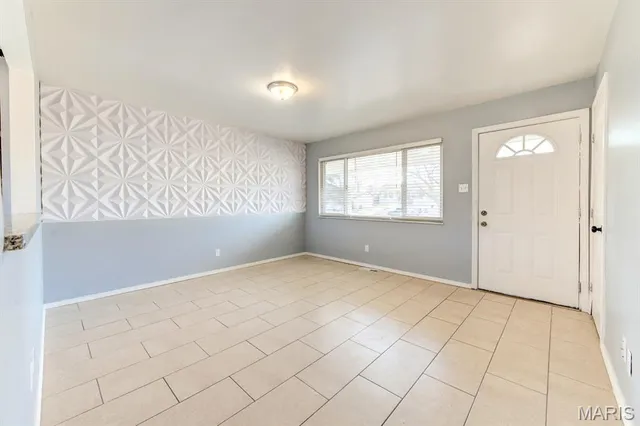 $234,900 | 150 South St Charles Street, Florissant, MO 63031