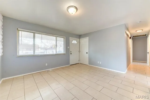 $234,900 | 150 South St Charles Street, Florissant, MO 63031