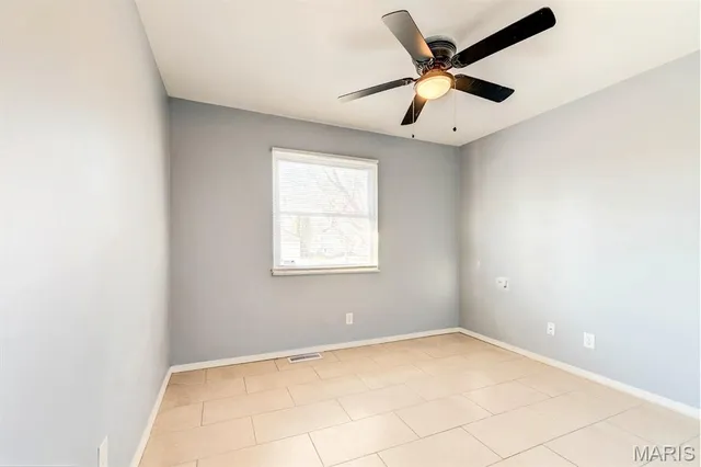 $234,900 | 150 South St Charles Street, Florissant, MO 63031