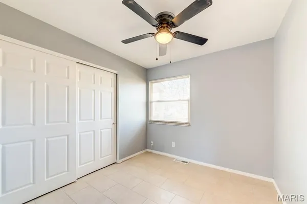 $224,900 | 150 South St Charles Street, Florissant, MO 63031