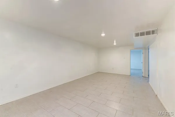 $224,900 | 150 South St Charles Street, Florissant, MO 63031