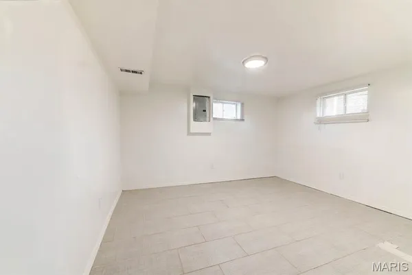 $224,900 | 150 South St Charles Street, Florissant, MO 63031