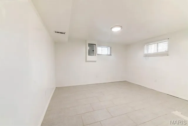 $234,900 | 150 South St Charles Street, Florissant, MO 63031