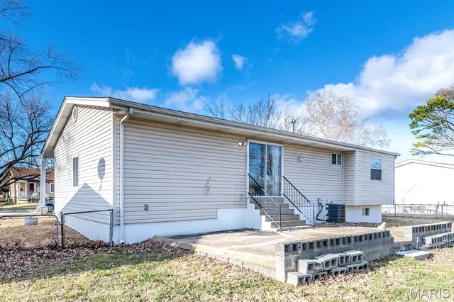 $234,900 | 150 South St Charles Street, Florissant, MO 63031