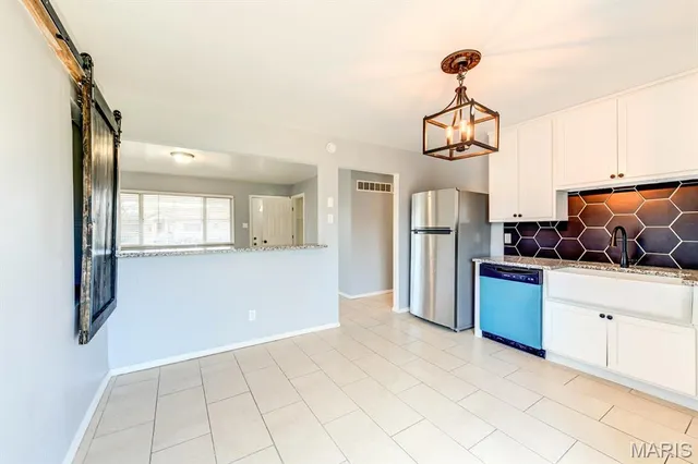 $234,900 | 150 South St Charles Street, Florissant, MO 63031