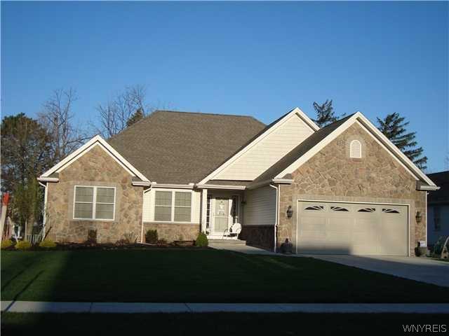 304 South Cayuga Road Amherst, NY 14221 - Photo 1 of 1 Exterior Front