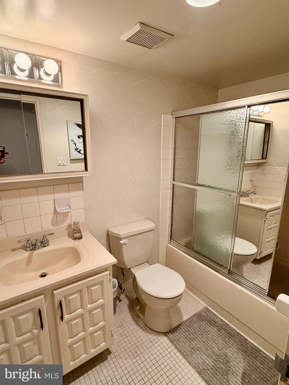 67002-00 Delaire Landing Road, Unit 2 Philadelphia, PA 19114 - Photo 33 of 57 Gallery Image 33
