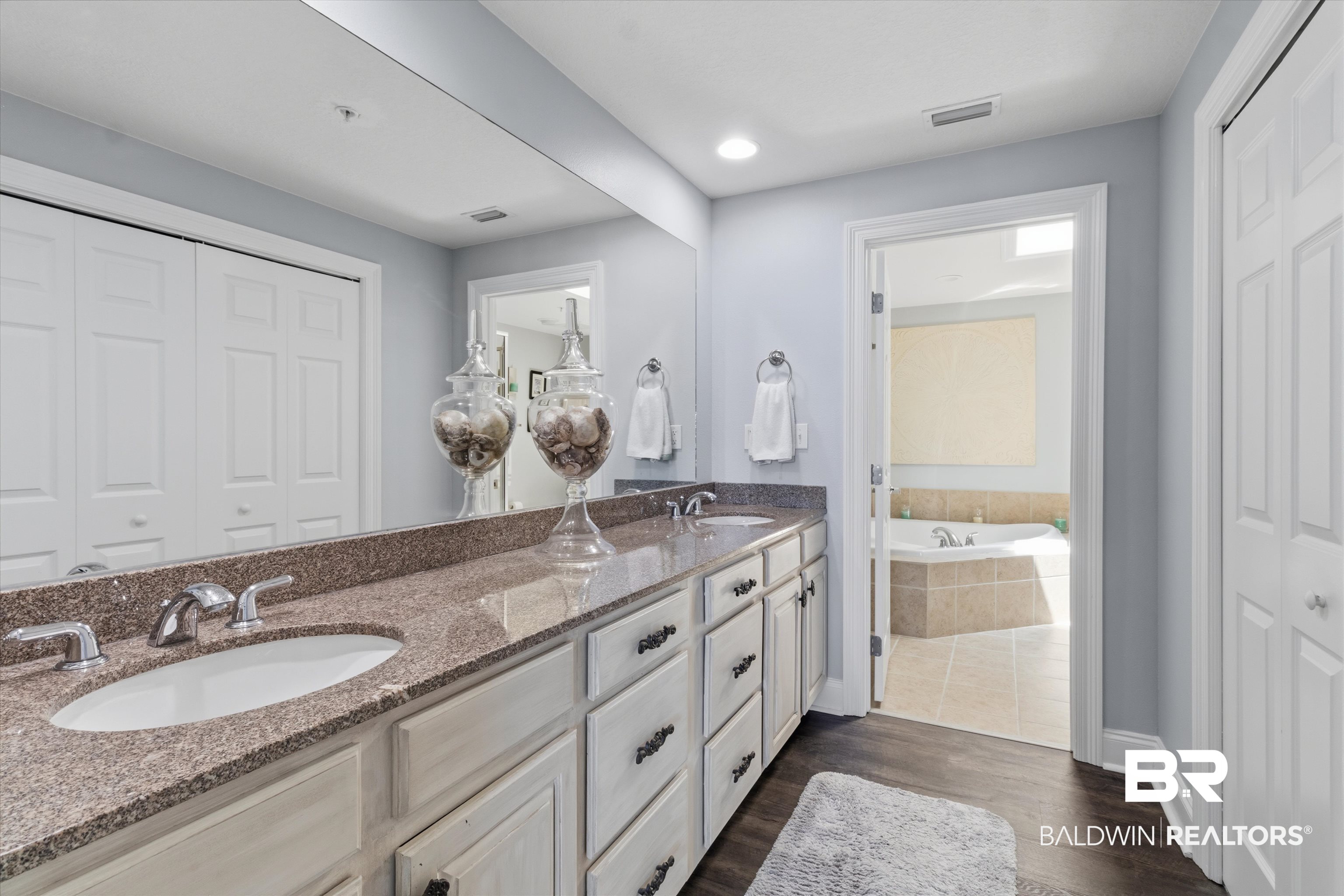 27800 Canal Road, Unit 502 Orange Beach, AL 36561 - Photo 19 of 56 Gallery Image 19