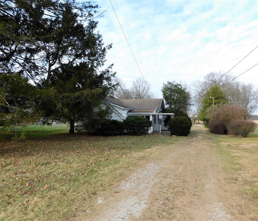 4020 Highway 340 Brazil, IN 47834 - Photo 2 of 24