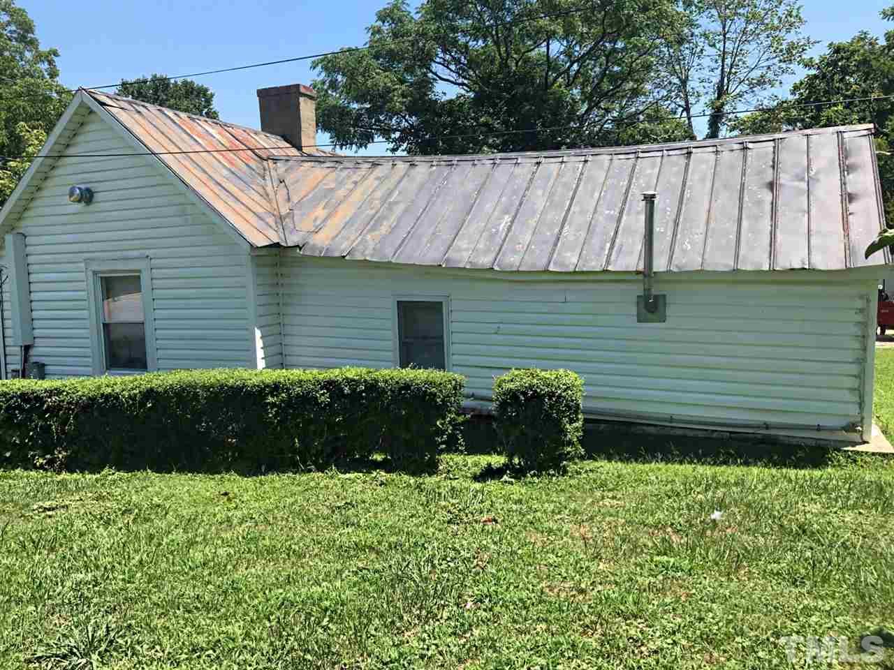 129 Harris Street Roxboro, NC 27573 - Photo 3 of 4
