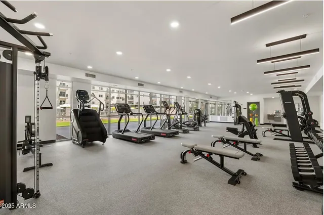 $1,749 | 9275 North 29th Avenue, Unit 2, Phoenix, AZ 85051