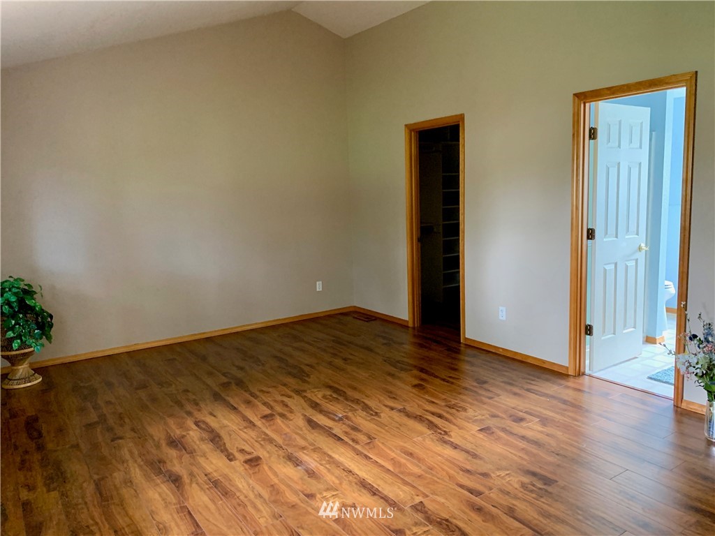 2416 Mayes Road Southeast Olympia, WA 98503 - Photo 35 of 40 Gallery Image 35