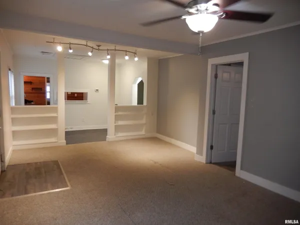 $38,000 | 840 East Pierce Street, Macomb, IL 61455