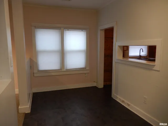 $43,900 | 840 East Pierce Street, Macomb, IL 61455