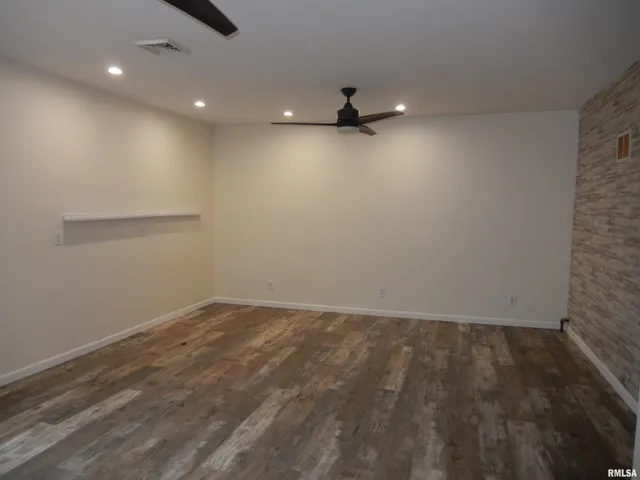 $43,900 | 840 East Pierce Street, Macomb, IL 61455