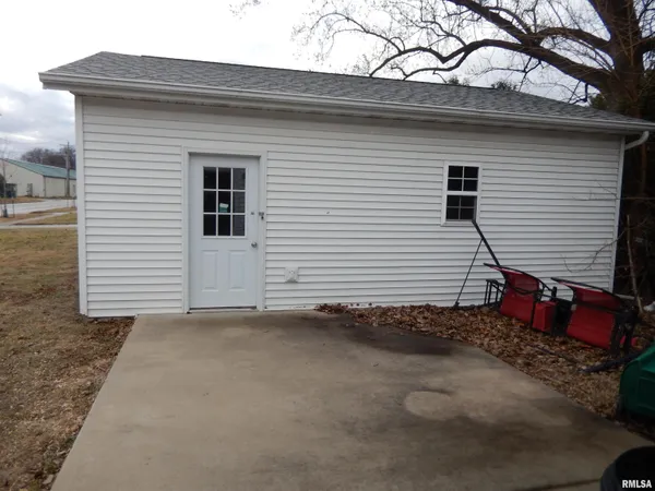 $38,000 | 840 East Pierce Street, Macomb, IL 61455