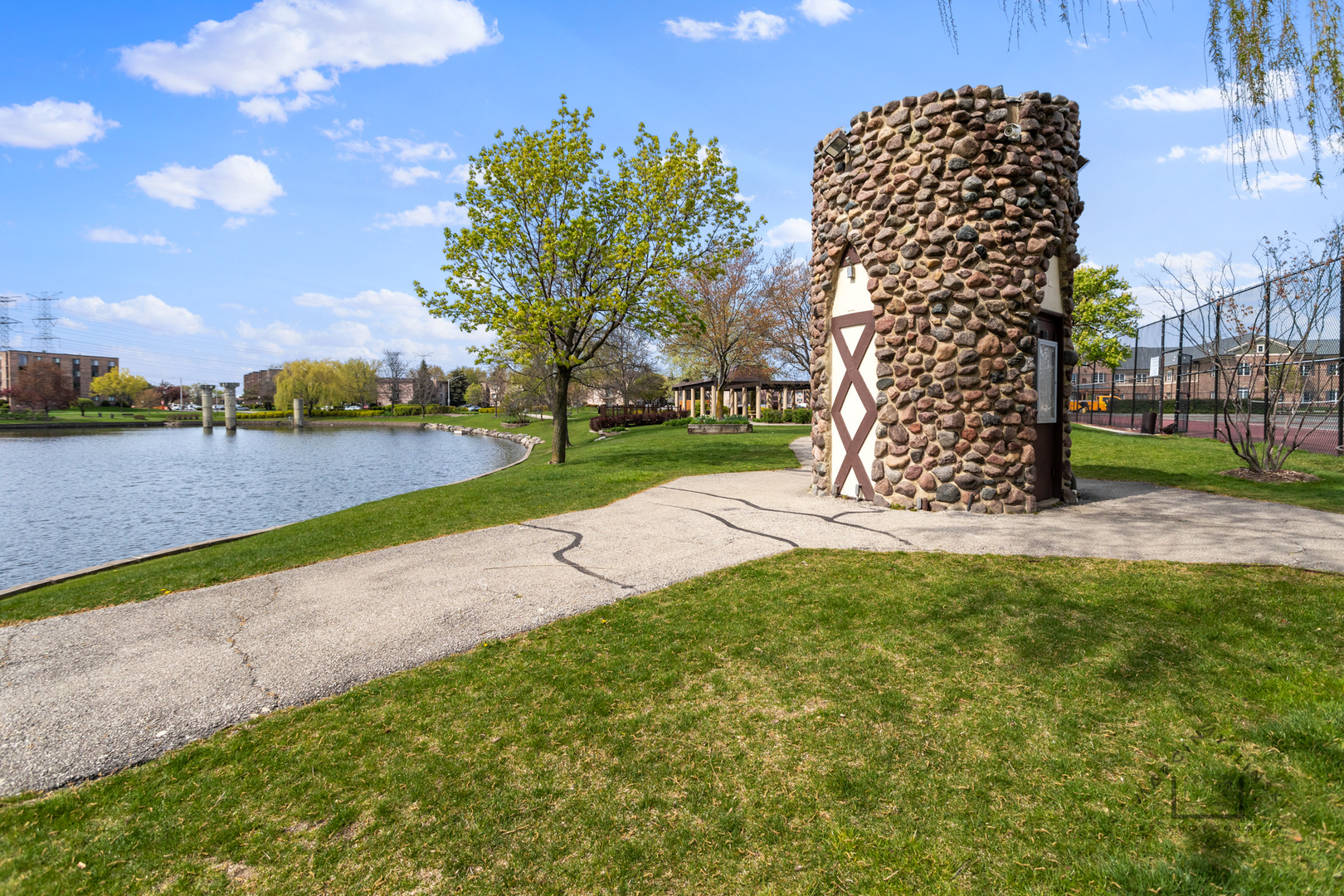 502 West Huntington Commons Road, Unit 146 Mount Prospect, IL 60056 - Photo 21 of 21
