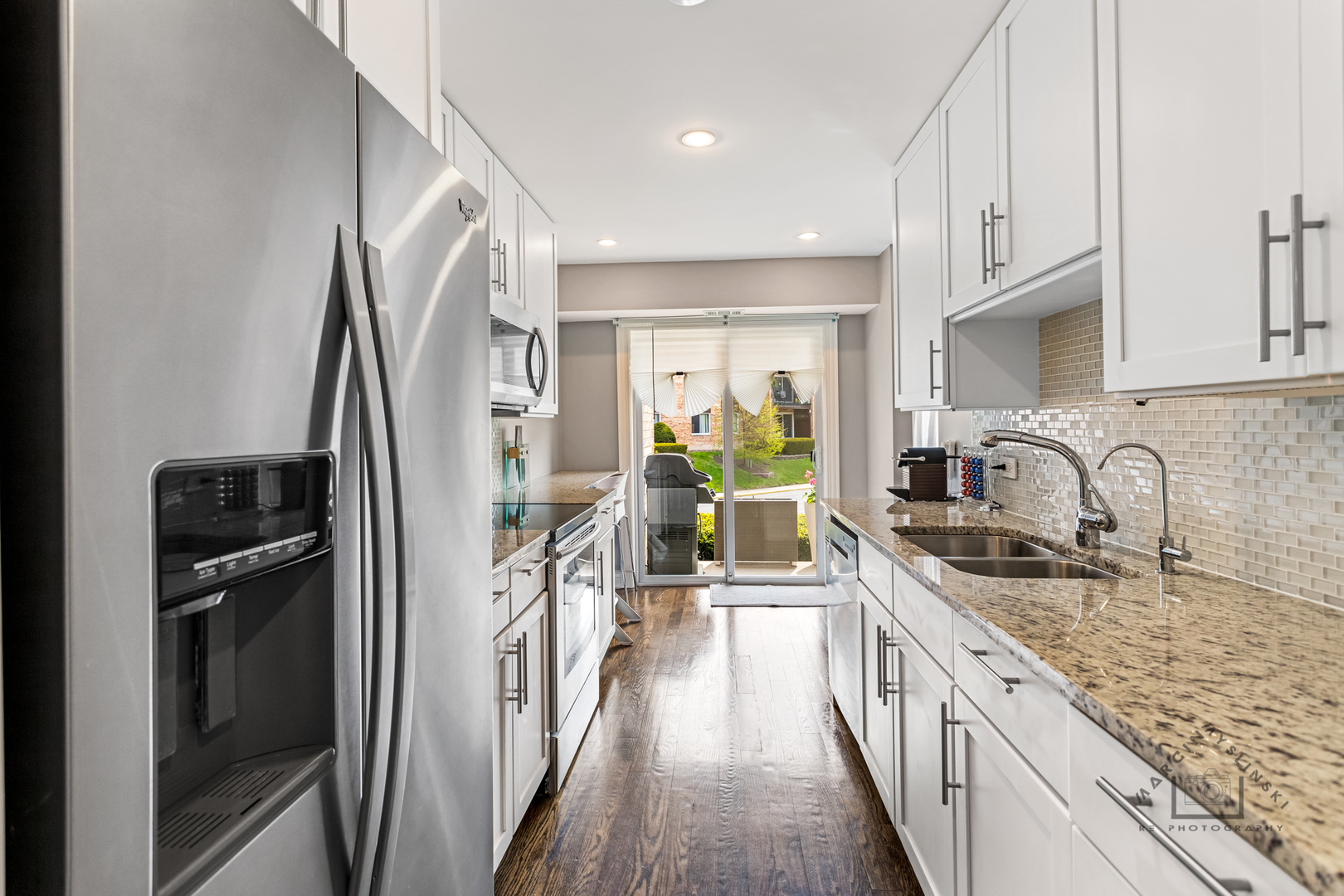 502 West Huntington Commons Road, Unit 146 Mount Prospect, IL 60056 - Photo 8 of 21