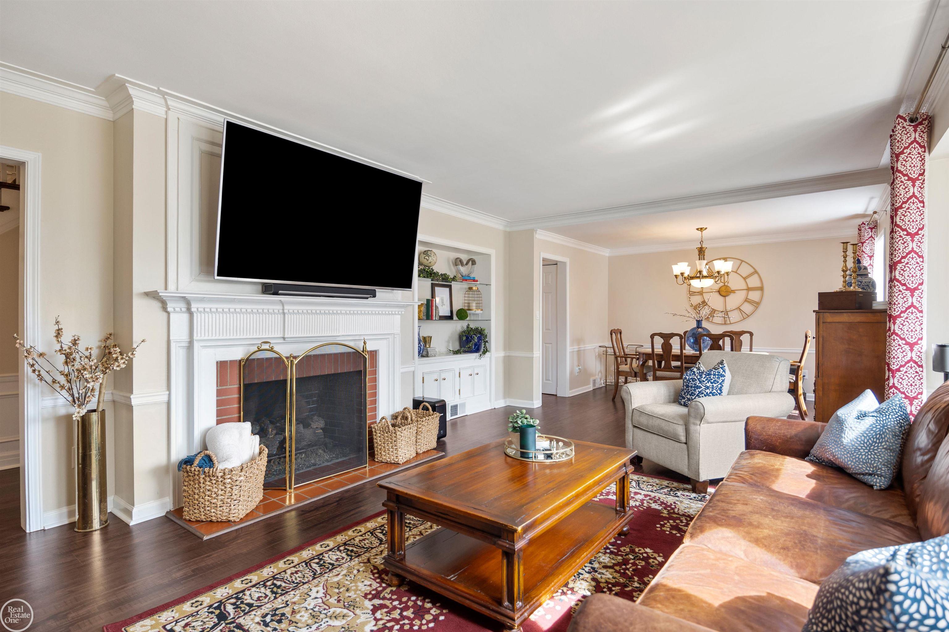 704 Pemberton Road Grosse Pointe Park, MI 48230 - Photo 12 of 75