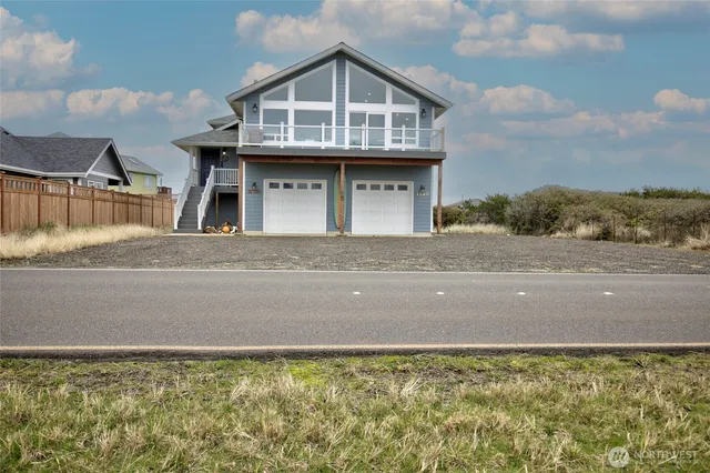 $485,000 | 1120 Ocean Shores Boulevard Southwest, Ocean Shores, WA 98569