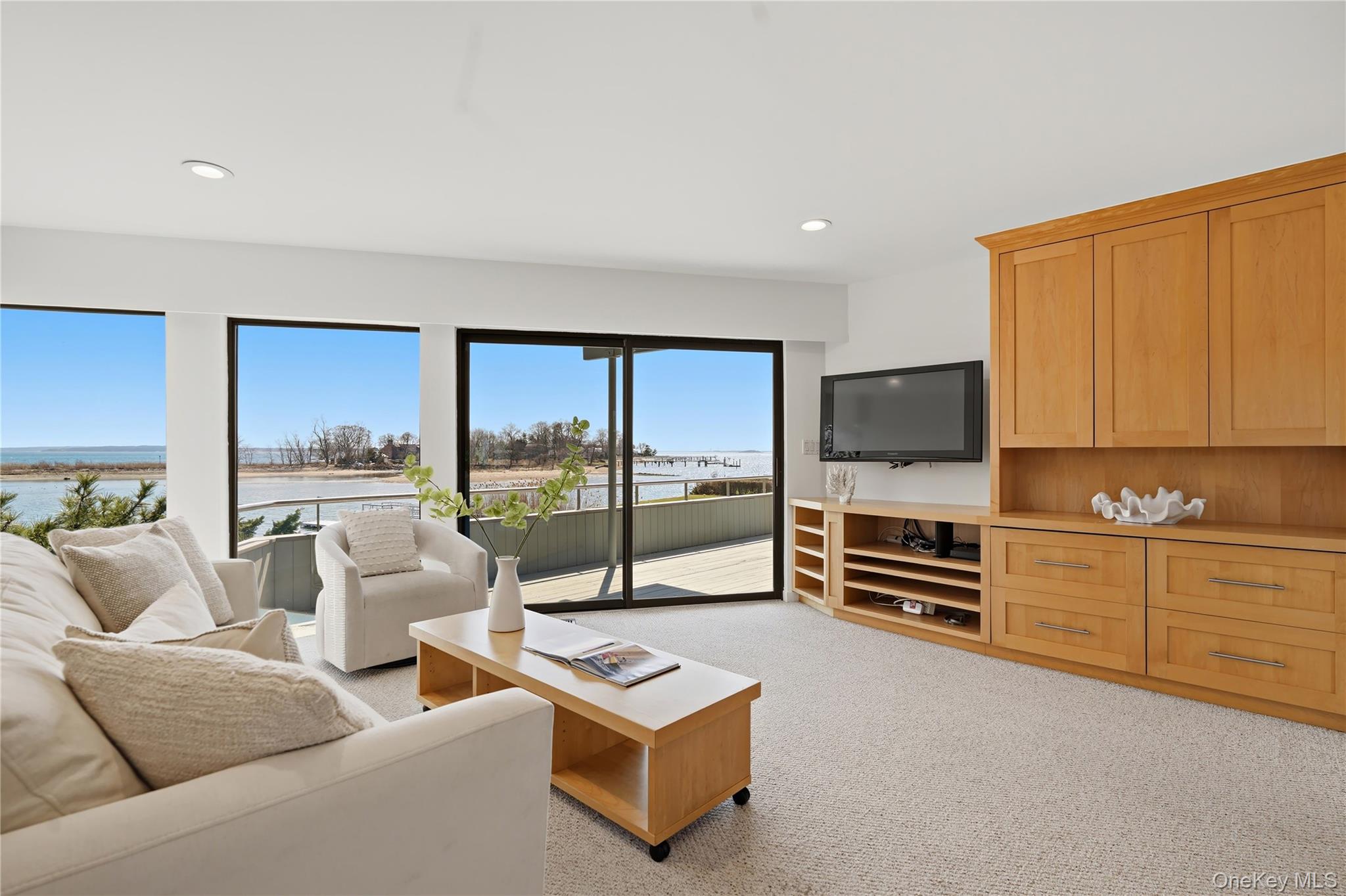 1180 Greacen Point Road Mamaroneck, NY 10543 - Photo 13 of 40