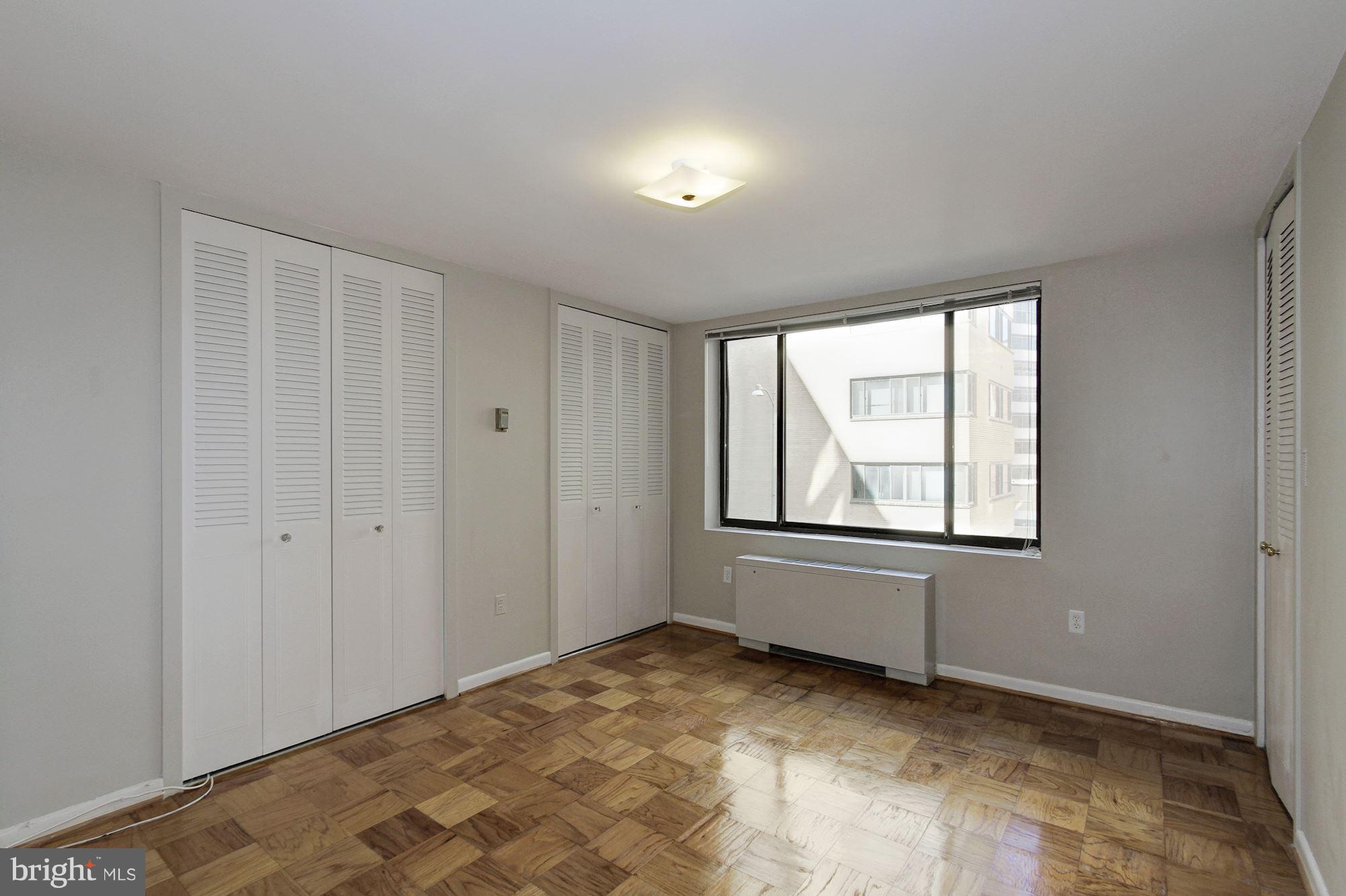 522 21st Street Northwest, Unit 301 Washington, DC 20006 - Photo 12 of 29 a view of an empty room with a window