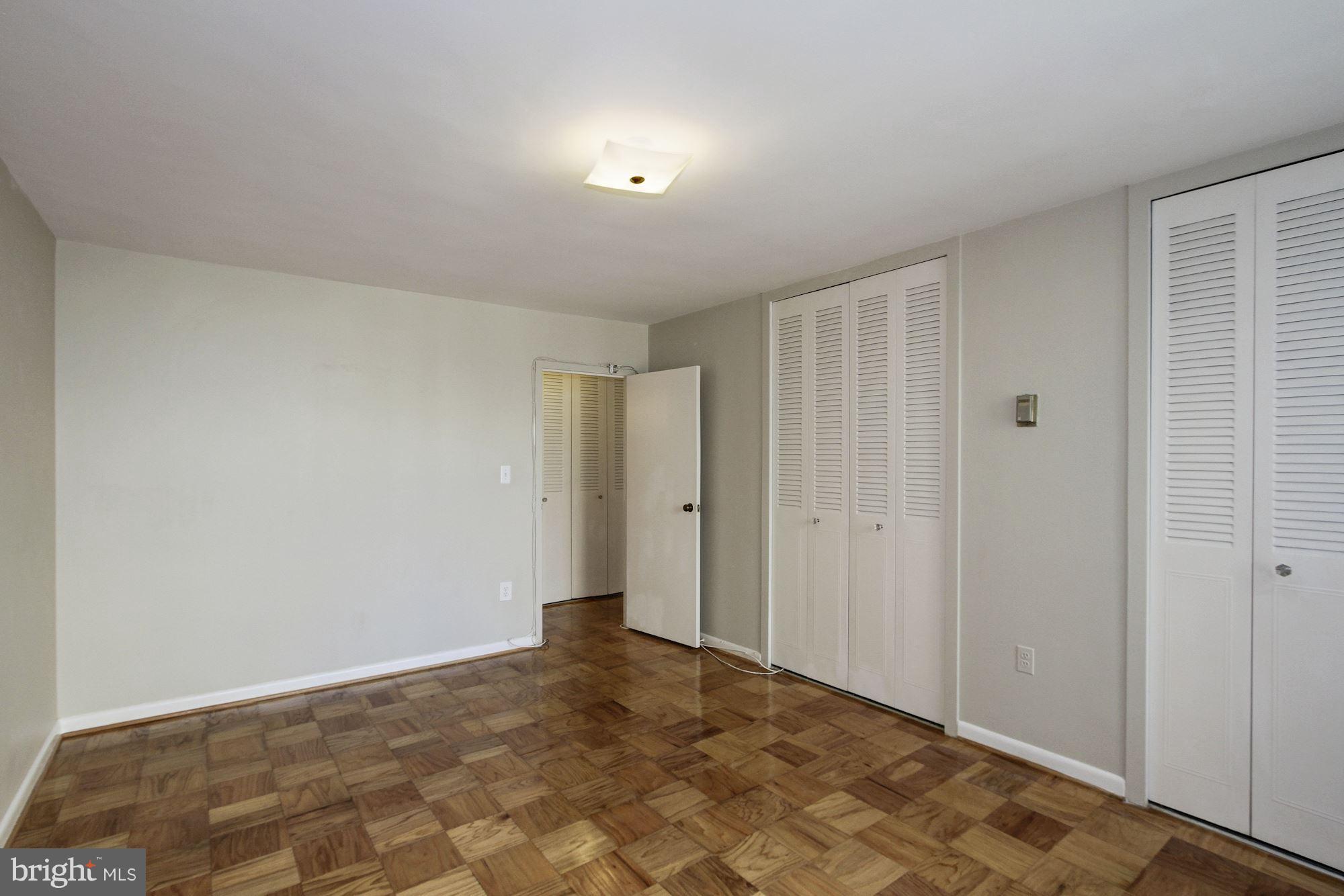 522 21st Street Northwest, Unit 301 Washington, DC 20006 - Photo 15 of 29 a view of an empty room