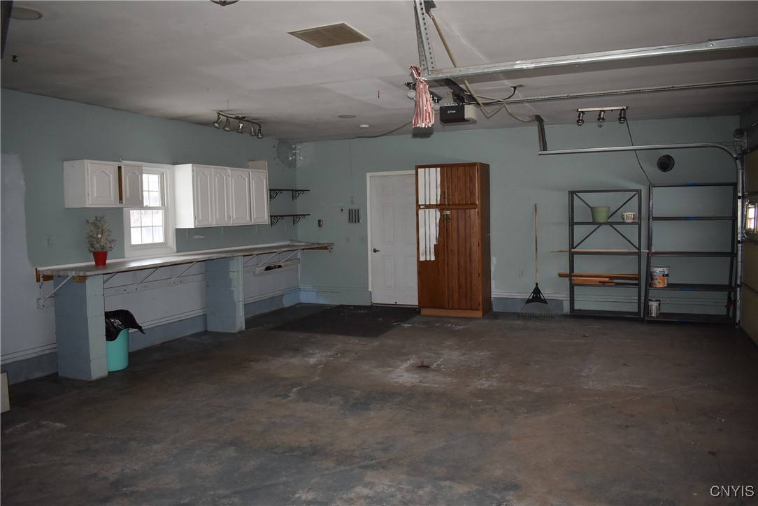 7620 Thompson Road Cicero, NY 13212 - Photo 15 of 50