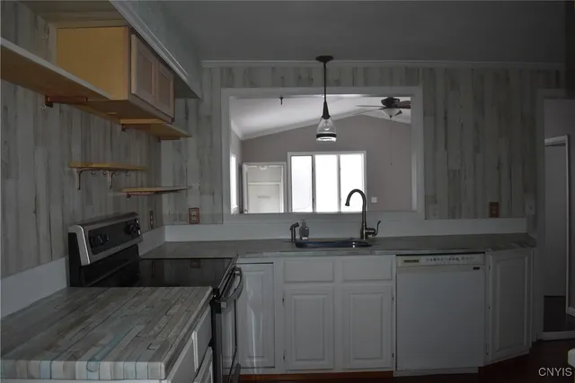 $249,900 | 7620 Thompson Road, Cicero, NY 13212