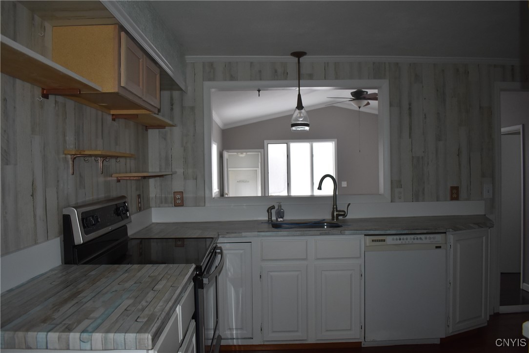 7620 Thompson Road Cicero, NY 13212 - Photo 27 of 50