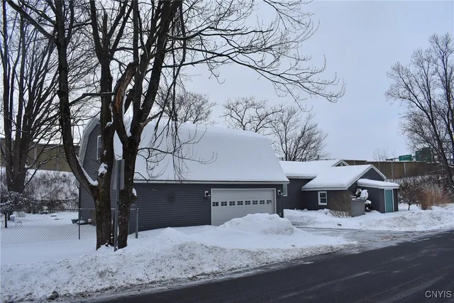 $249,900 | 7620 Thompson Road, Cicero, NY 13212