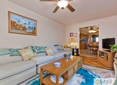 2 Forman Court Edison, NJ 08817 - Photo 7 of 20 Gallery Image 7
