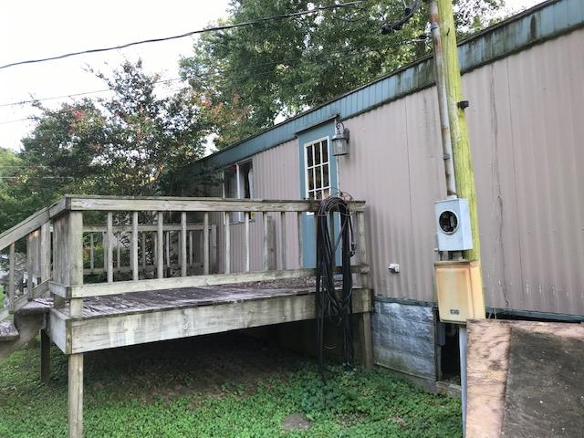 230 Ogle Road Seymour, TN 37865 - Photo 8 of 10 Ogle back deck