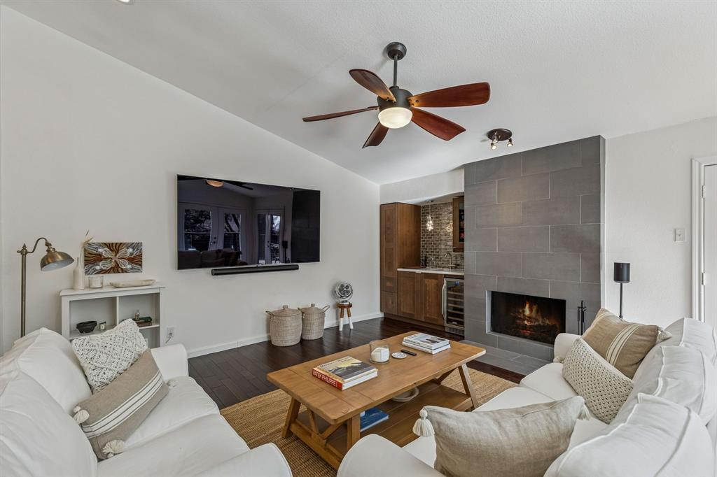 6124 Summer Creek Circle Dallas, TX 75231 - Photo 15 of 30