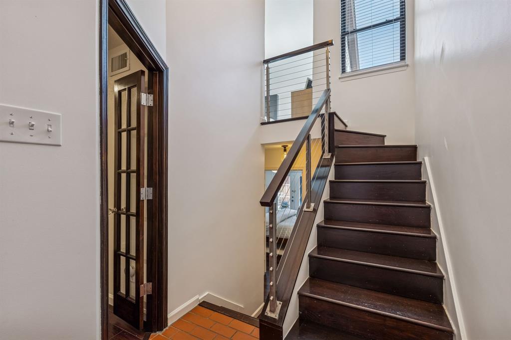 6124 Summer Creek Circle Dallas, TX 75231 - Photo 5 of 30