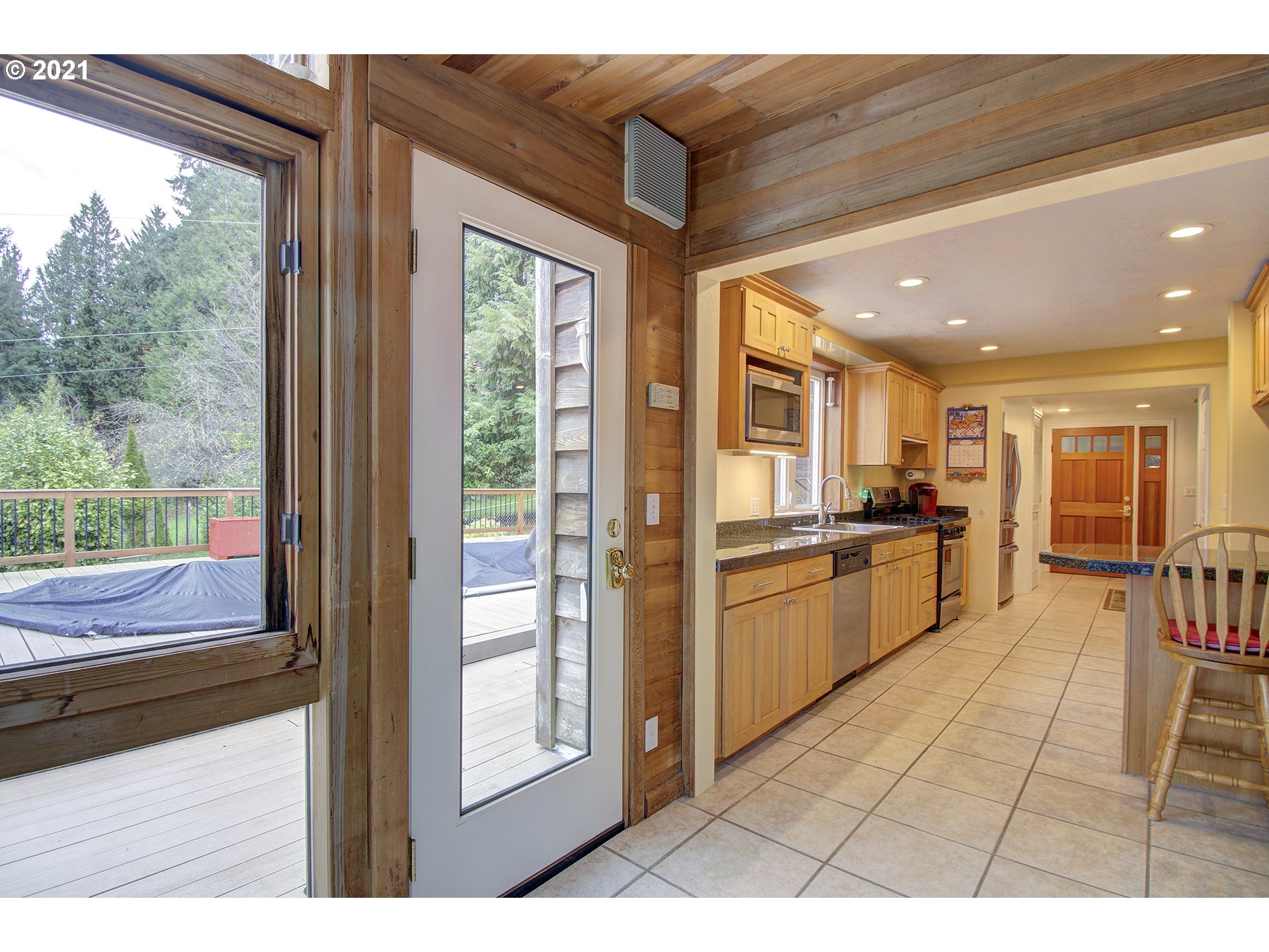 29526 Old Rainier Road Rainier, OR 97048 - Photo 6 of 32 Gallery Image 6