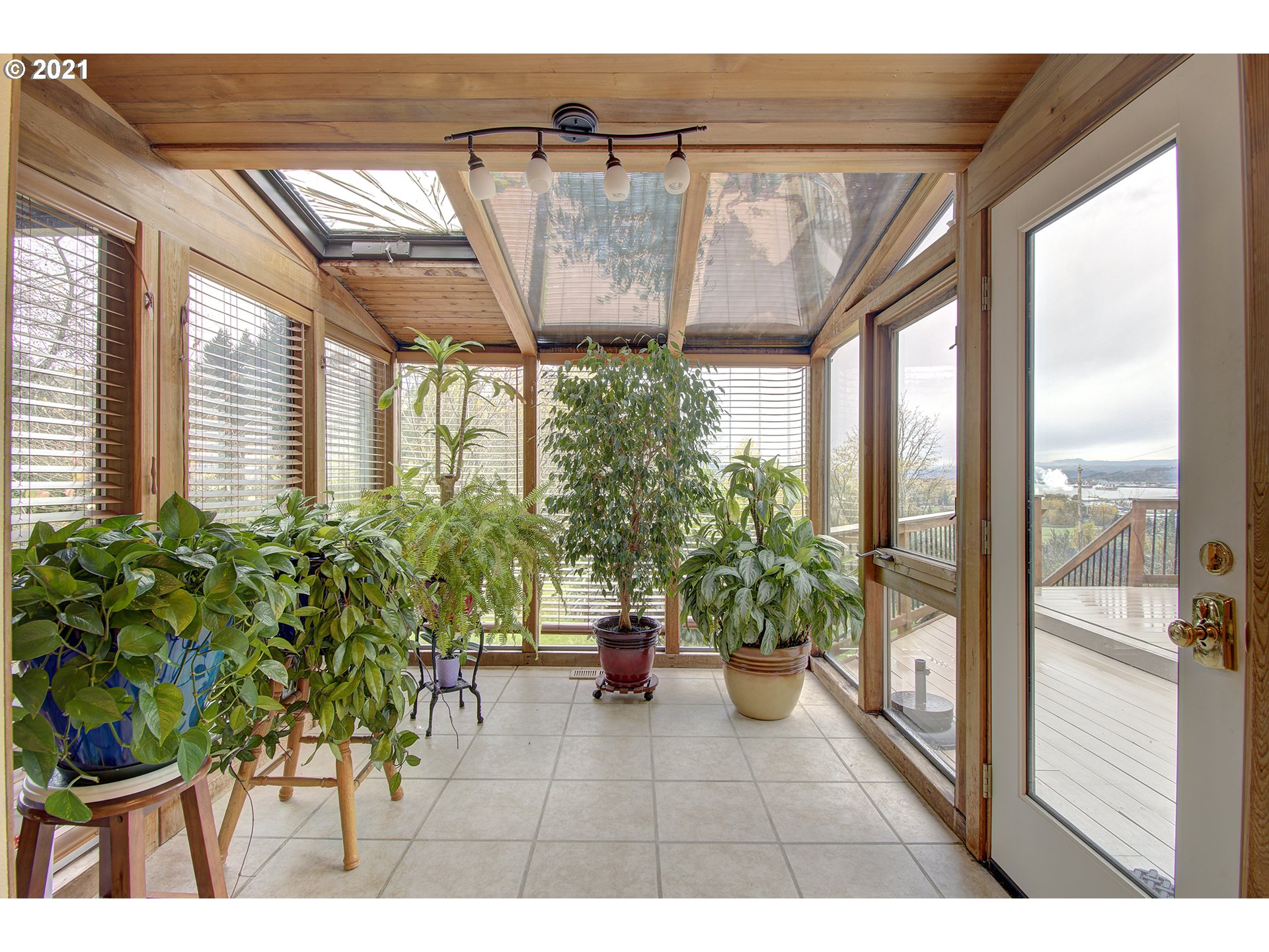 29526 Old Rainier Road Rainier, OR 97048 - Photo 7 of 32 Gallery Image 7