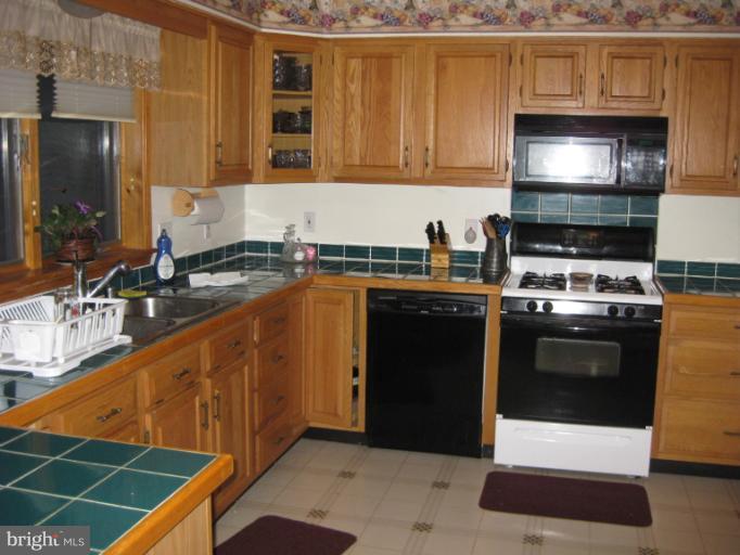 802 Lagrange Road Street, MD 21154 - Photo 19 of 29 Kitchen