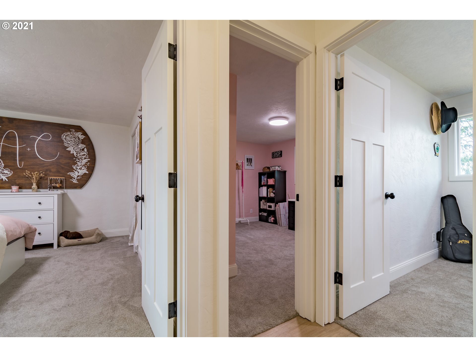 1384 Goodpasture Island Road Eugene, OR 97401 - Photo 16 of 32 Gallery Image 16