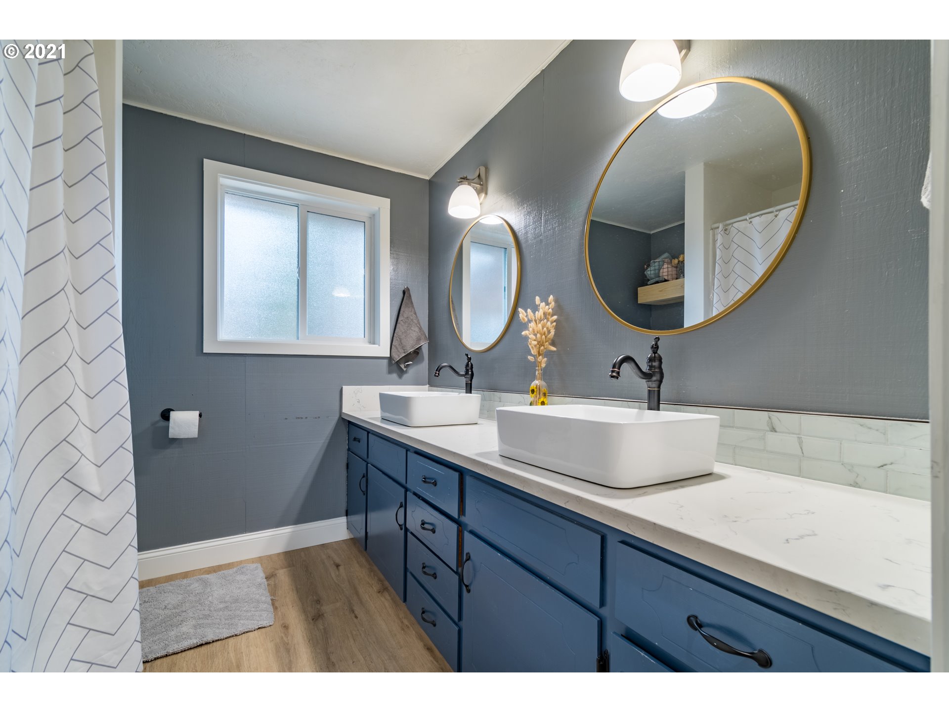 1384 Goodpasture Island Road Eugene, OR 97401 - Photo 21 of 32 Gallery Image 21