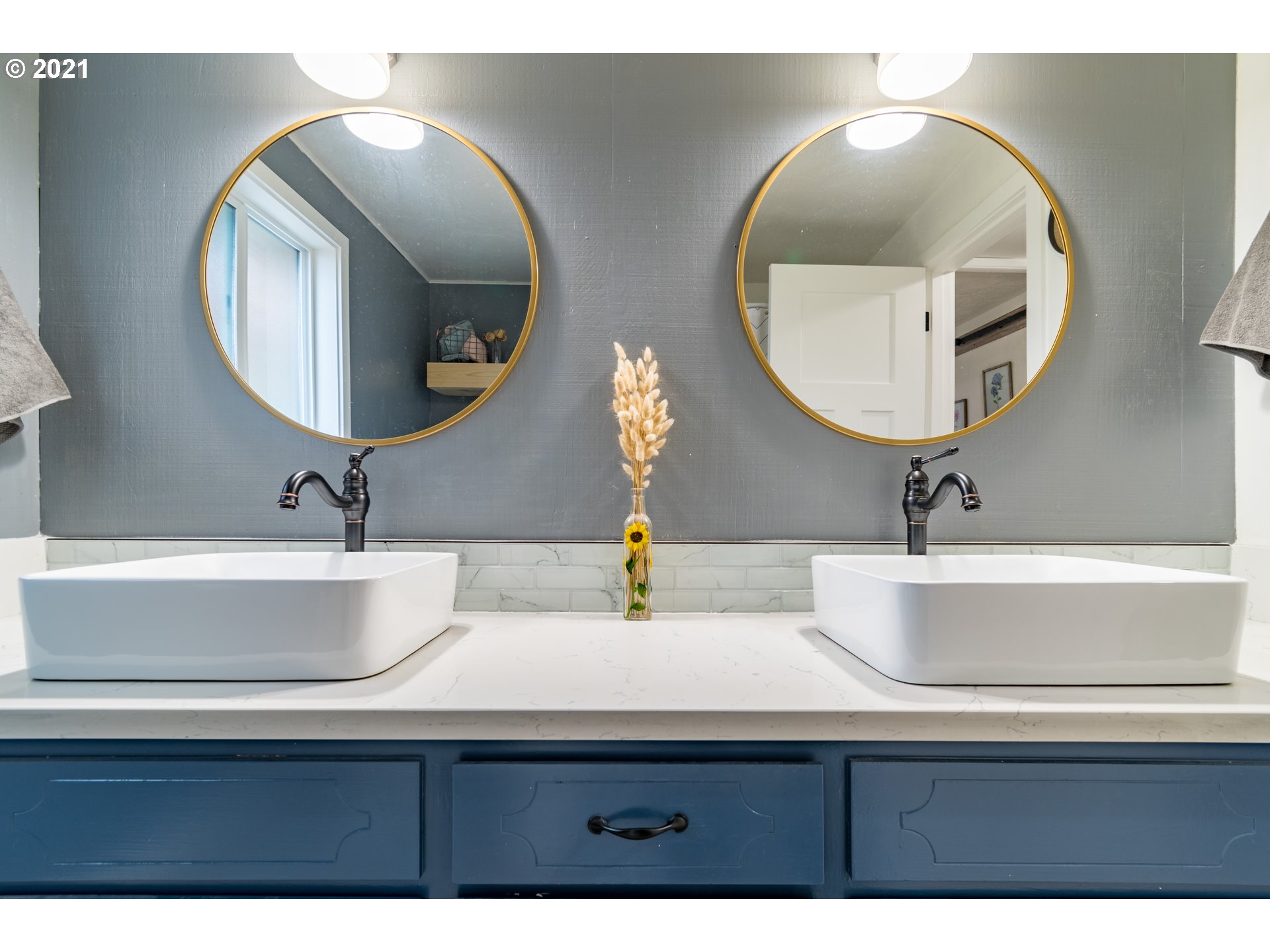 1384 Goodpasture Island Road Eugene, OR 97401 - Photo 22 of 32 Gallery Image 22