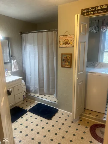 $250,000 | 2601 West 93rd Avenue, West Terre Haute, IN 47885