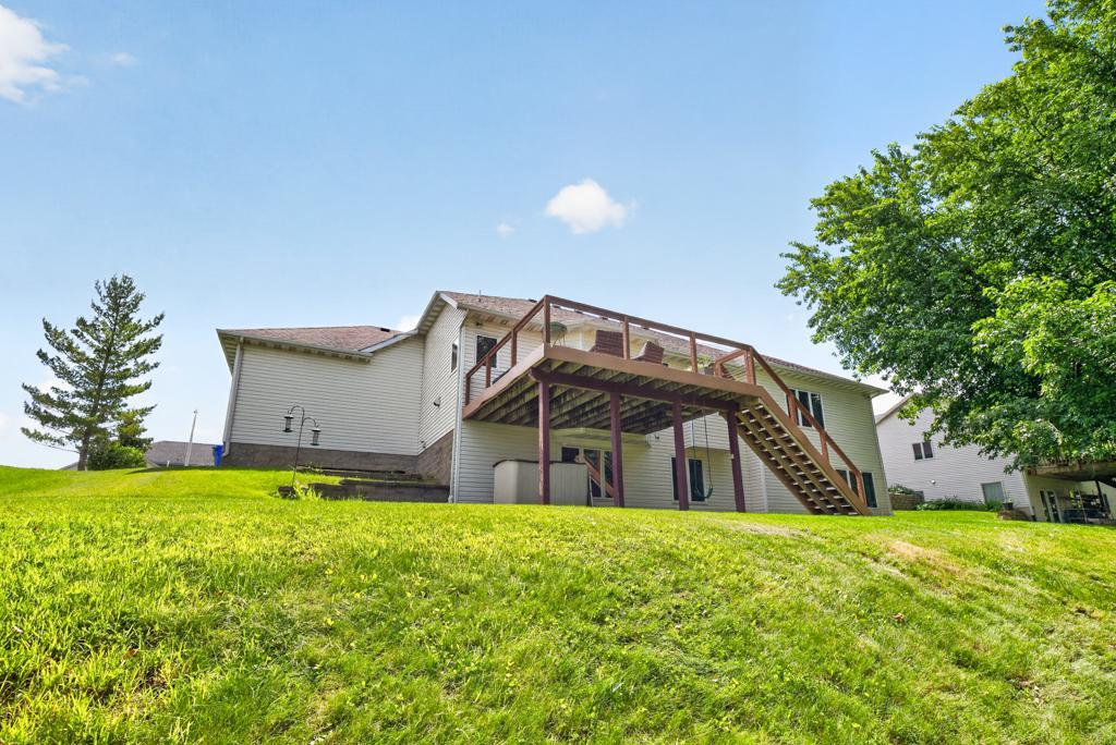2967 Darcy Drive Northeast Rochester, MN 55906 - Photo 3 of 53