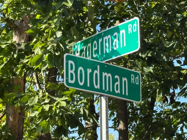 $690,000 | 5414 Bordman Road, Leonard, MI 48367