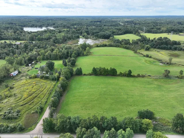 $690,000 | 5414 Bordman Road, Leonard, MI 48367