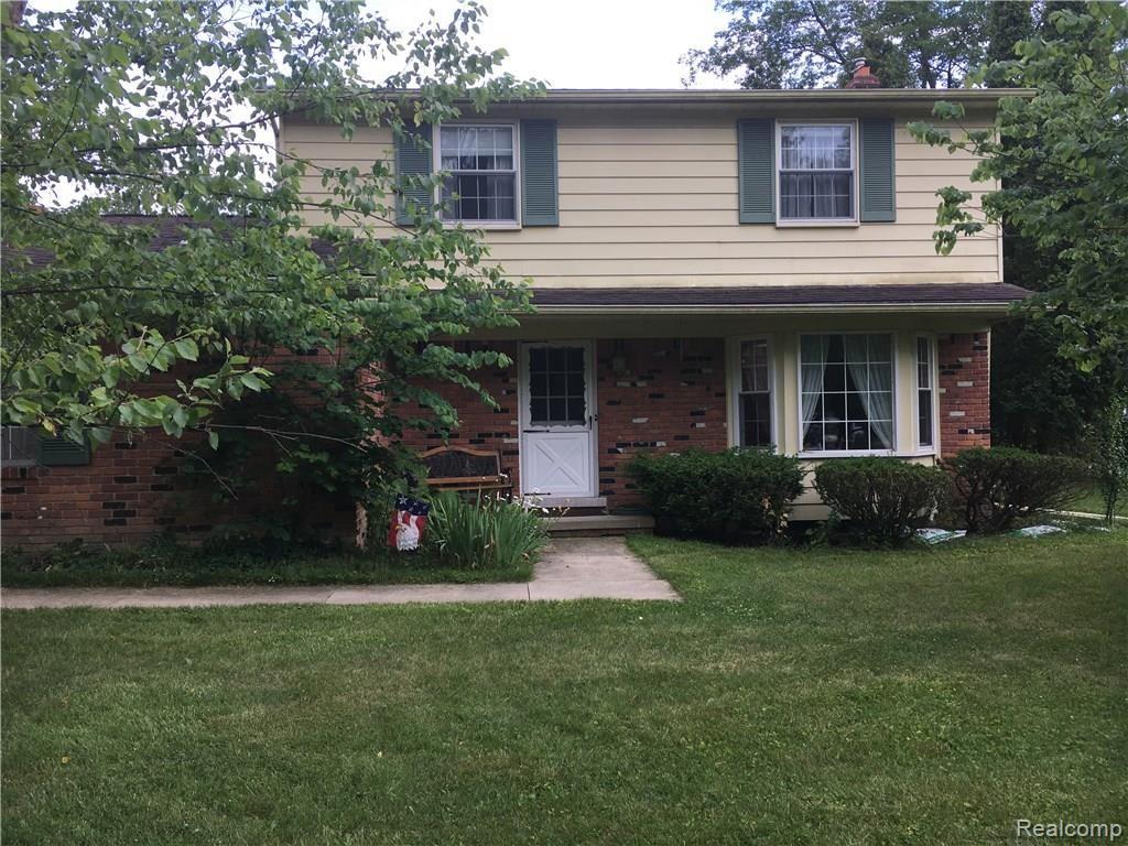 9049 Bellevue Road Grosse Ile, MI 48138 - Photo 3 of 20 Photo Jun 22, 6 12 14 PM.jpg