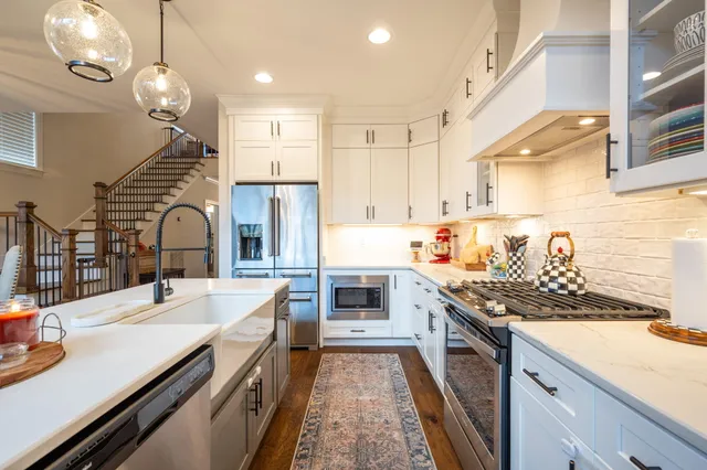 $699,000 | 1811 Seven Pines Lane, Chattanooga, TN 37415