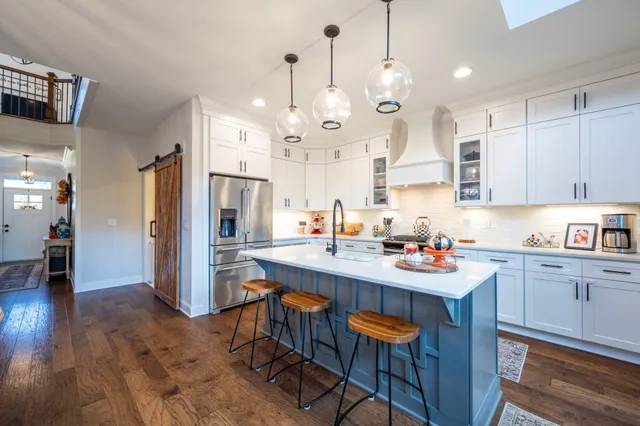 $699,000 | 1811 Seven Pines Lane, Chattanooga, TN 37415